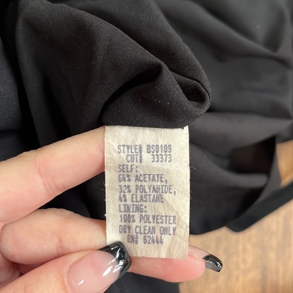 Nicole Miller Woman’s Black Dress Size 4P - Picture 6 of 6